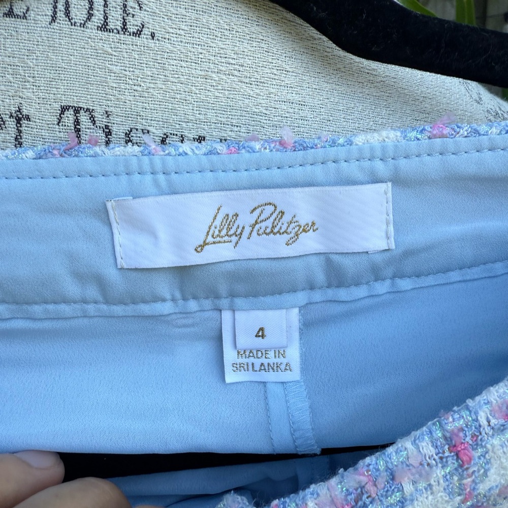 Lilly Pulitzer short size 10 NWT - Picture 3 of 3